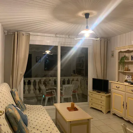 Apartment Le Tropical Frejus